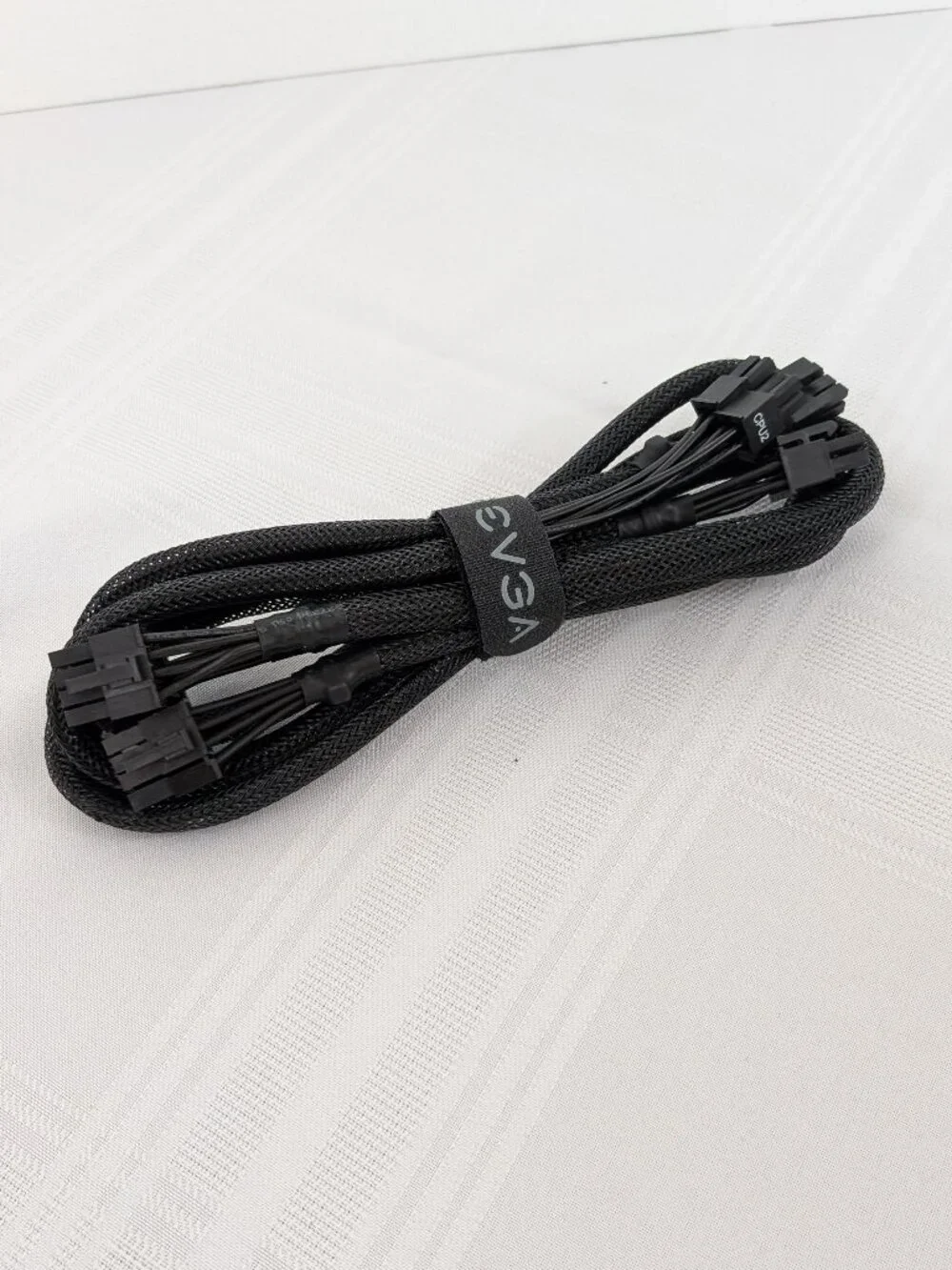 EVGA SuperNOVA braided power supply cable 8 pin CPU -> 6+2 pin VGA